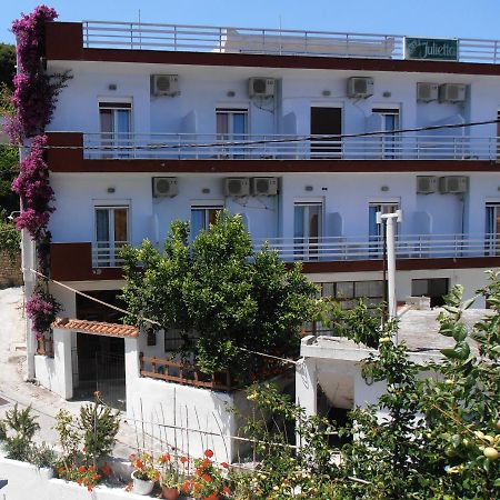 Julieta'S House Hotel Patitírion Exterior photo